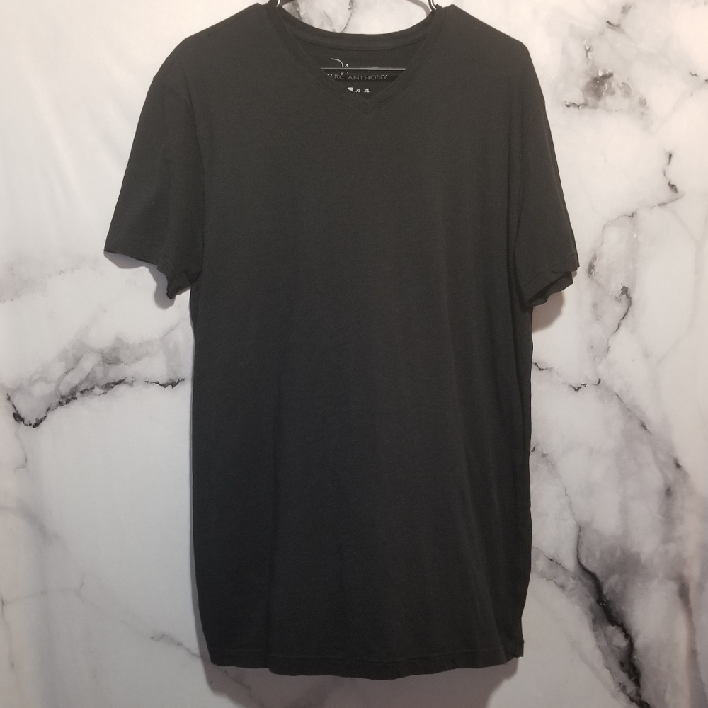 MARC ANTHONY Men's V Neck Large